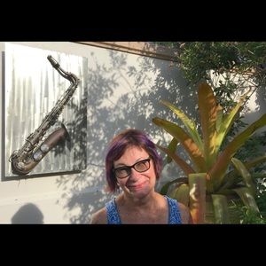 Meet your Posher, Sheila